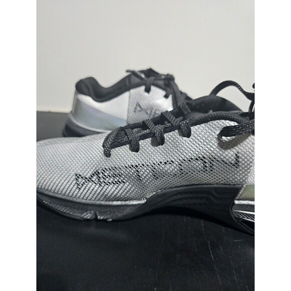 NEW Nike Metcon 8 Premium Cross Training Sneaker Shoes DQ4681-100 US Women' 10.5 - Picture 7 of 10
